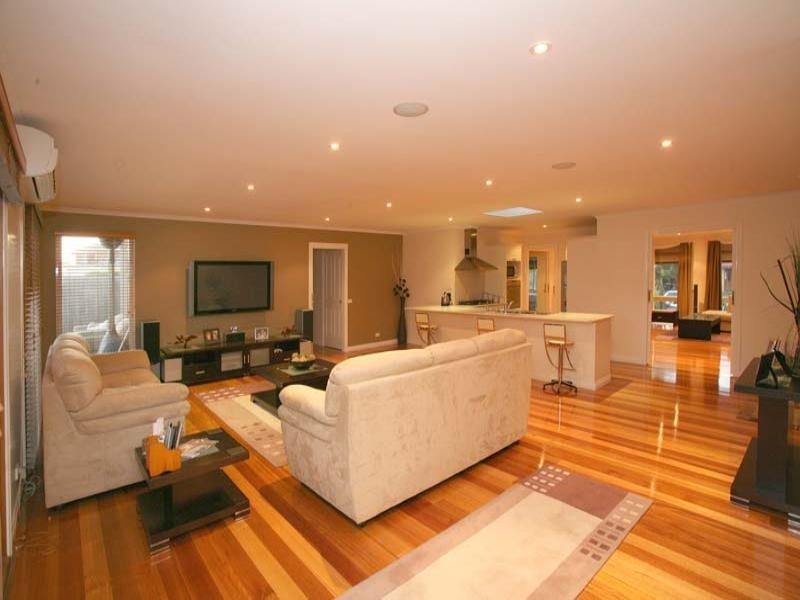 26 Albany Drive, Mulgrave VIC 3170