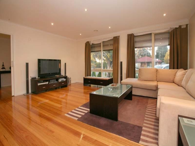 26 Albany Drive, Mulgrave VIC 3170