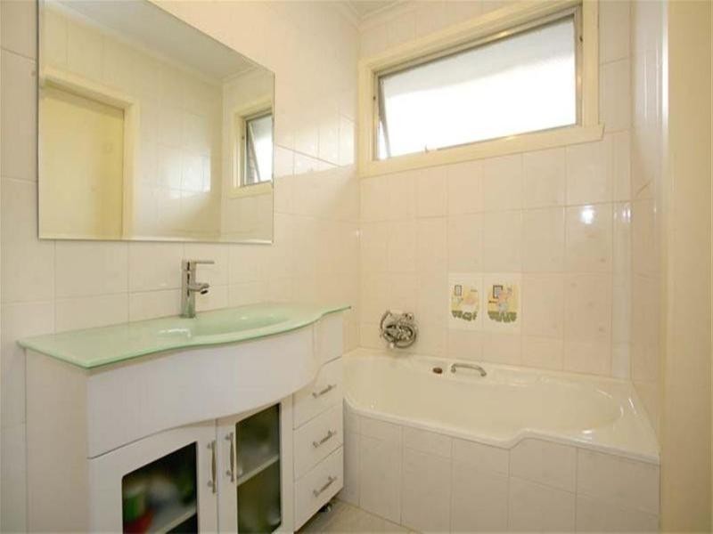 8/673 High Street Road, Glen Waverley VIC 3150