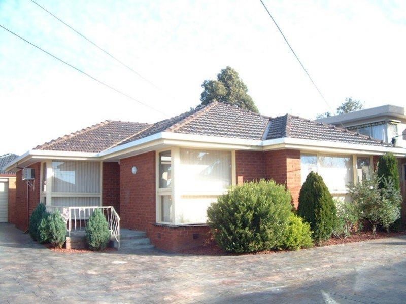 20 Worthing Avenue, Burwood East VIC 3151