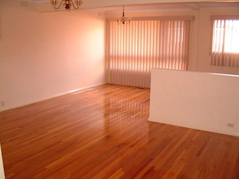 20 Worthing Avenue, Burwood East VIC 3151