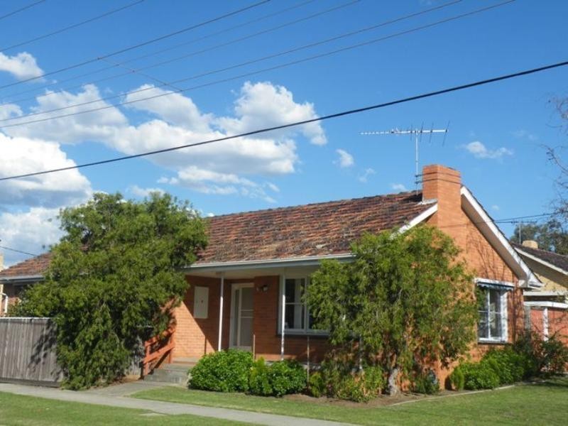 2 Ascot Court, Glen Waverley VIC 3150