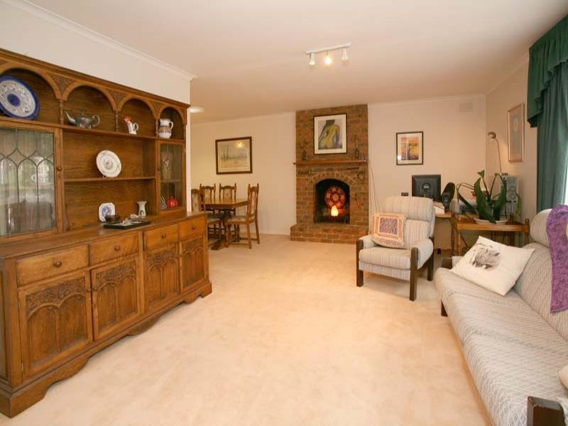 3 Farnham Avenue, Wheelers Hill VIC 3150