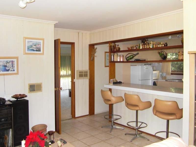 9 Trent Court, Notting Hill VIC 3168