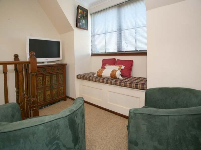 27 Weeden Drive, Vermont South VIC 3133