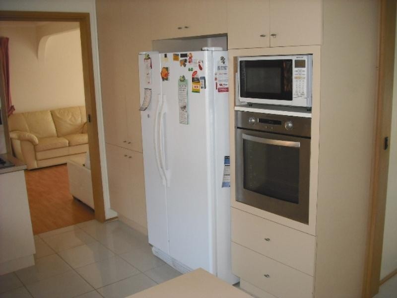 43 Kenross Drive, Wheelers Hill VIC 3150