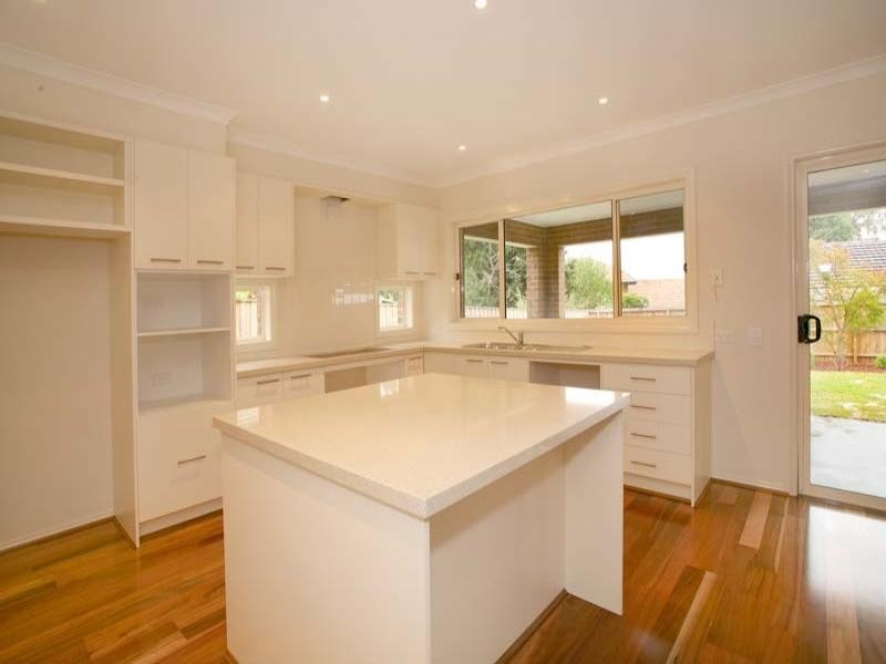 6 Gyton Avenue, Glen Waverley VIC 3150