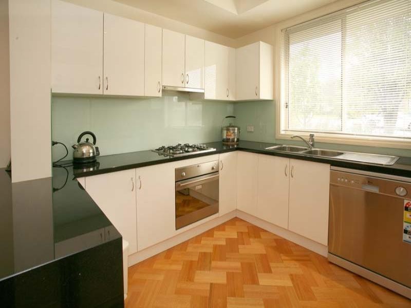 1/6 Short Street, Glen Waverley VIC 3150