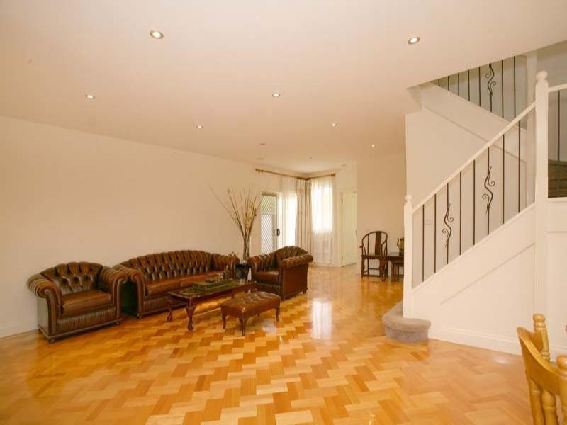 1/6 Short Street, Glen Waverley VIC 3150