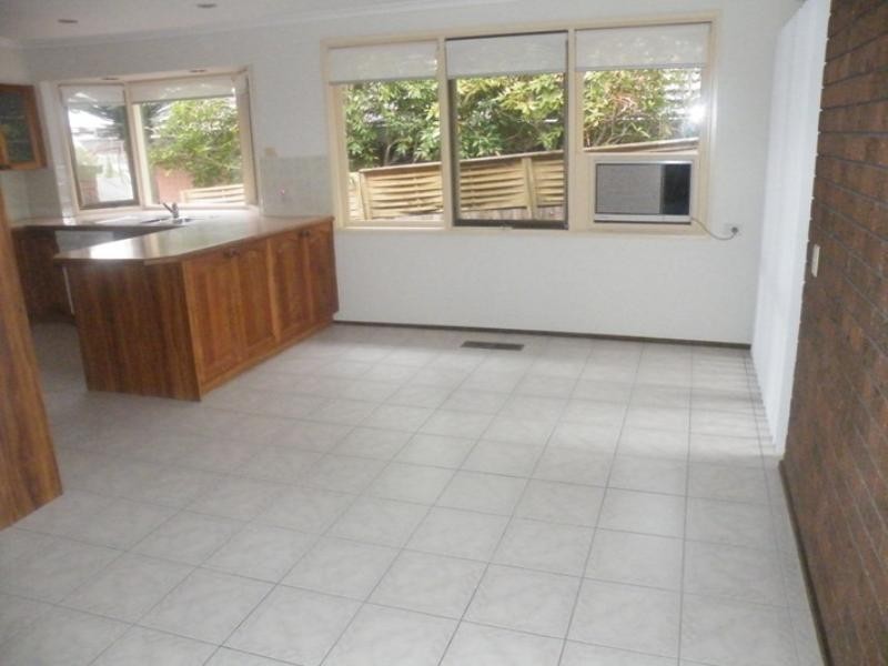 7 Ursula Close, Wheelers Hill VIC 3150