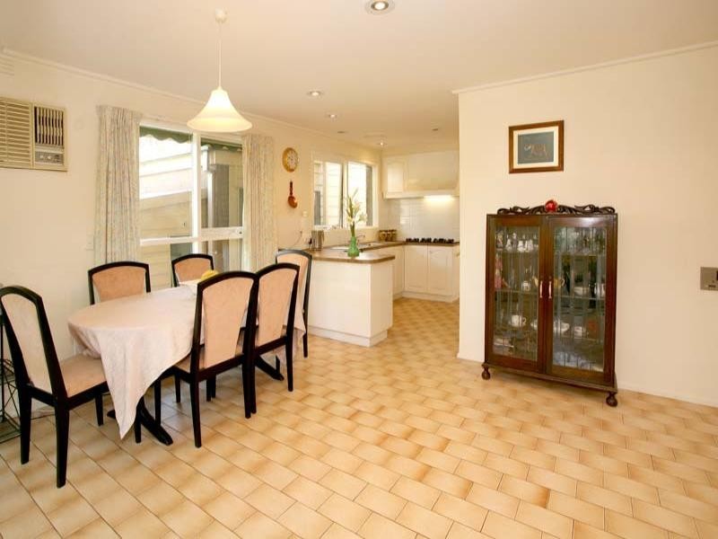 4 Beacon Street, Vermont South VIC 3133