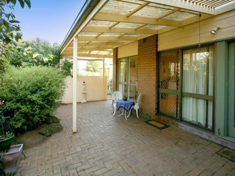 4 Beacon Street, Vermont South VIC 3133