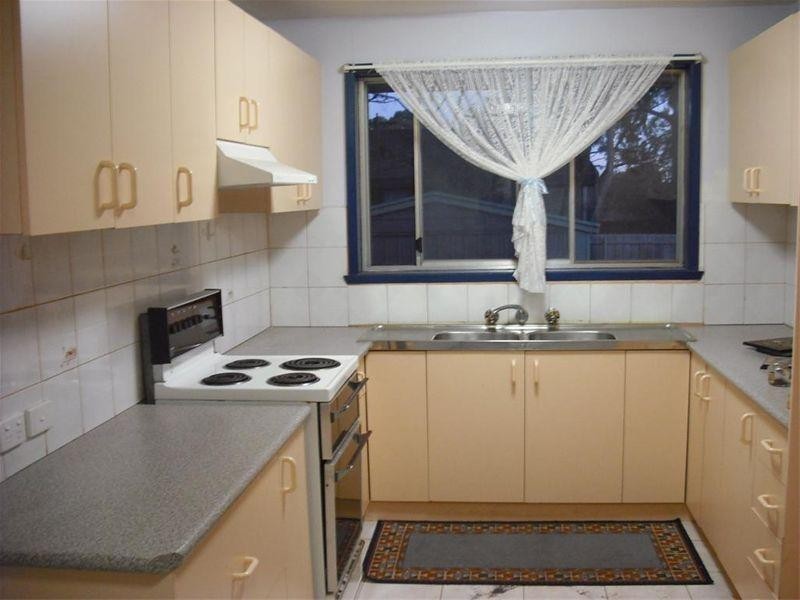 52 Kambara Drive, Mulgrave VIC 3170