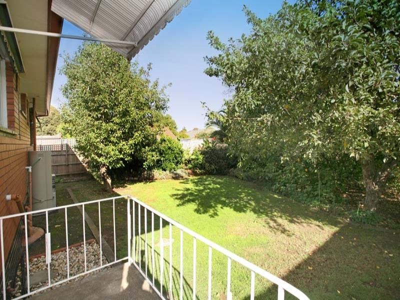 31 Tamarisk Avenue, Glen Waverley VIC 3150