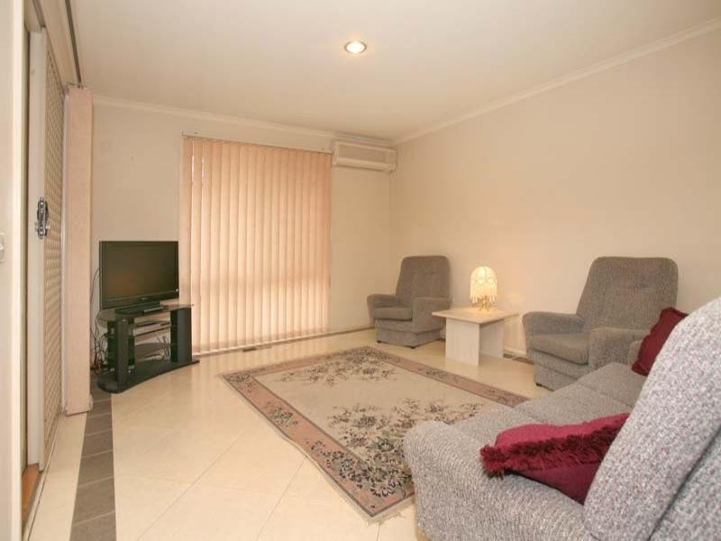 12 Manna Court, Mulgrave VIC 3170