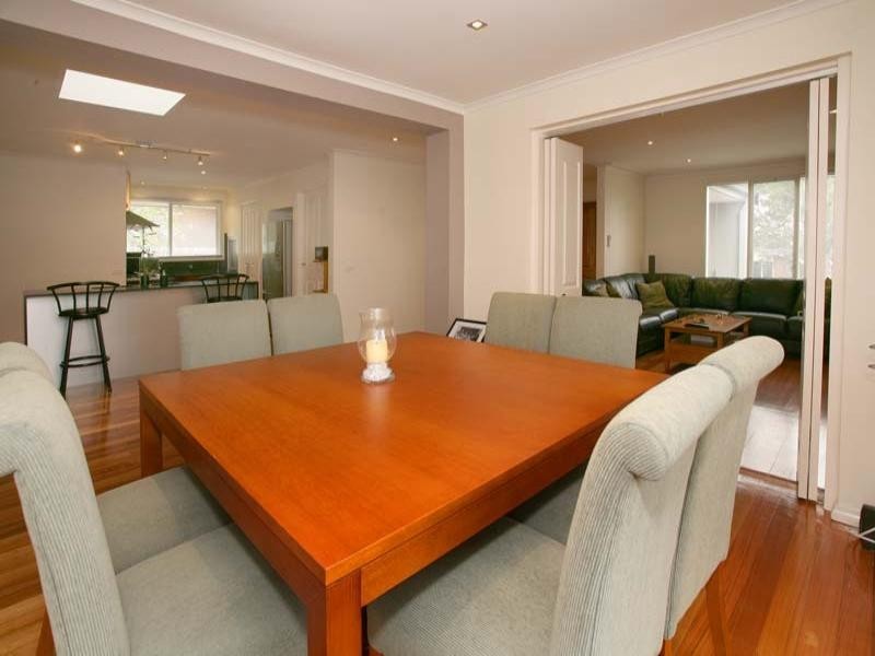 9 Cezanne Crescent, Wheelers Hill VIC 3150