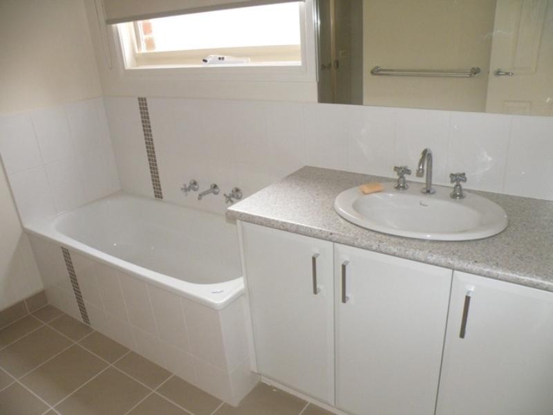 4/255-257 Springvale Road, Nunawading VIC 3131