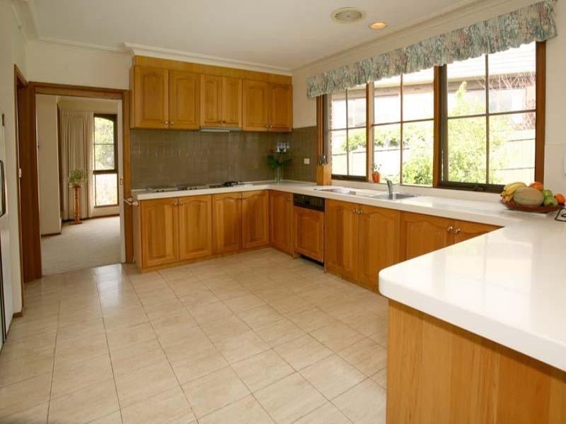 6 Portobello Place, Wheelers Hill VIC 3150