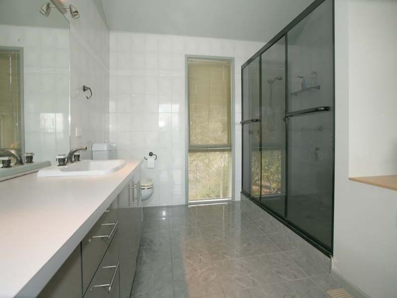 5 Colonial Court, Narre Warren South VIC 3805