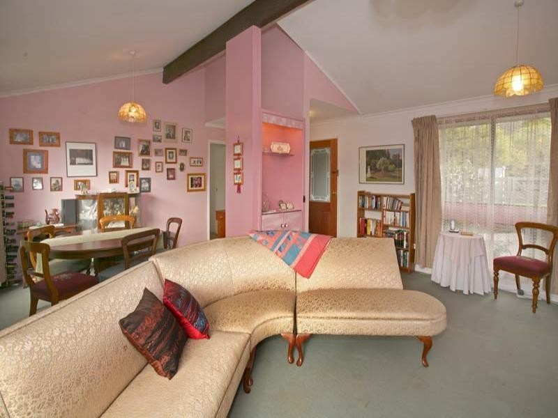 76 Park Drive, Vermont VIC 3133