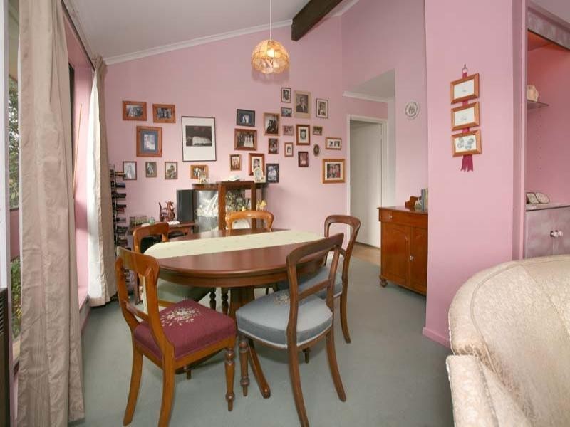 76 Park Drive, Vermont VIC 3133