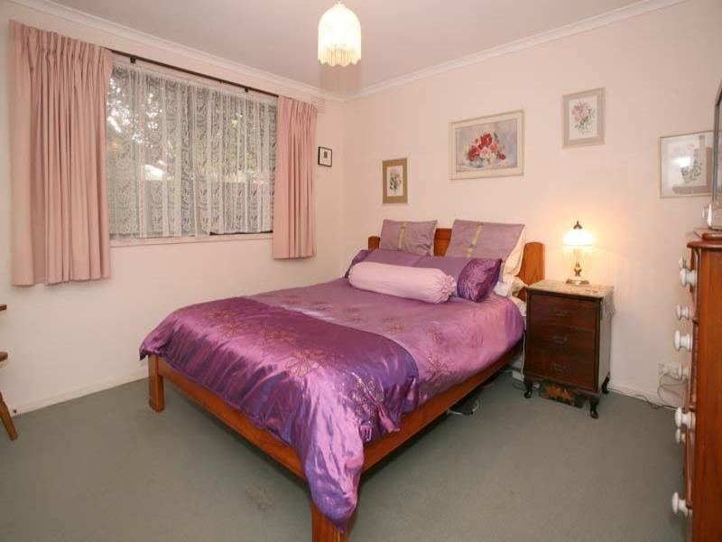 76 Park Drive, Vermont VIC 3133