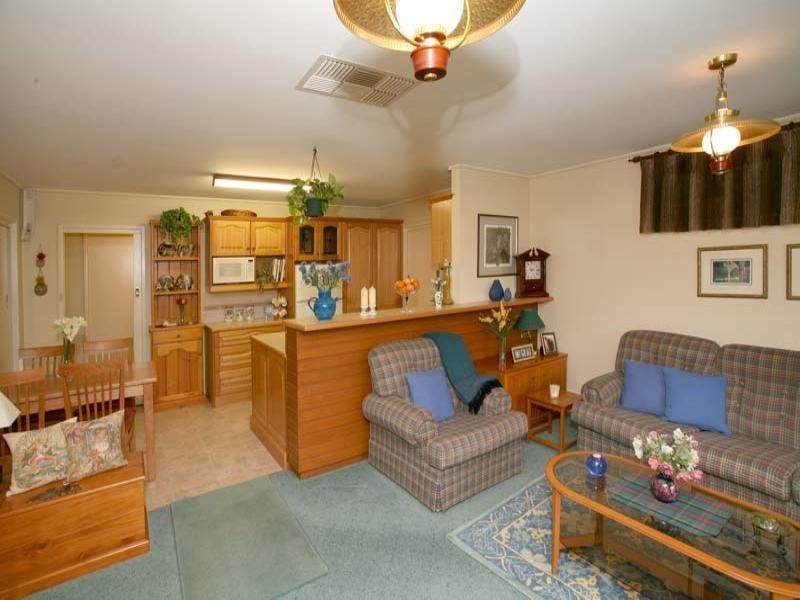 30 Woolwich Drive, Mulgrave VIC 3170