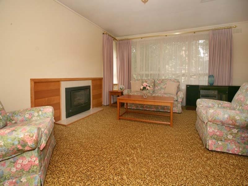 30 Woolwich Drive, Mulgrave VIC 3170