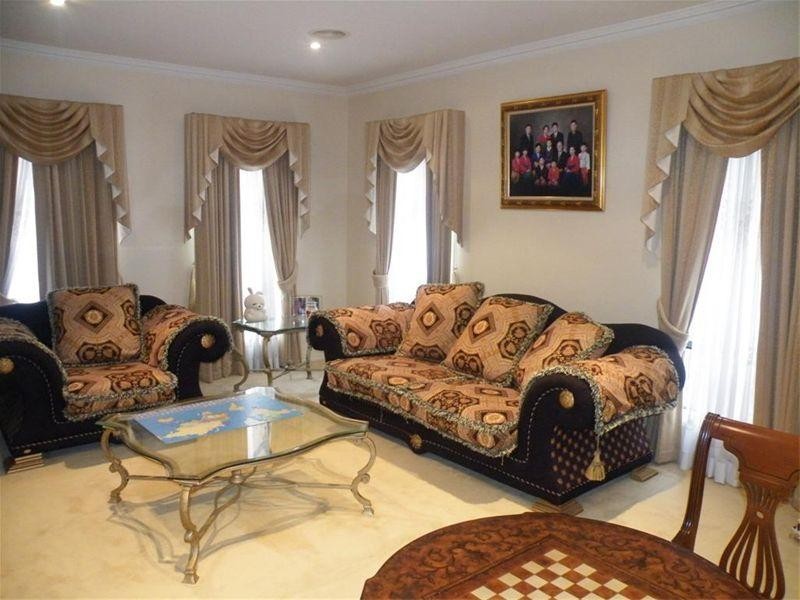 117 Herriotts Boulevard, Glen Waverley VIC 3150