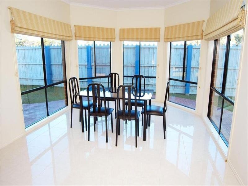 117 Herriotts Boulevard, Glen Waverley VIC 3150