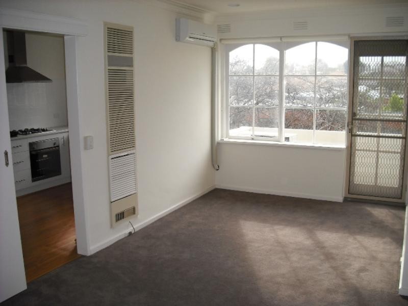 10/2-4 Baker Street, Malvern East VIC 3145