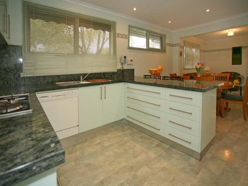 20 Gareth Drive, Burwood East VIC 3151