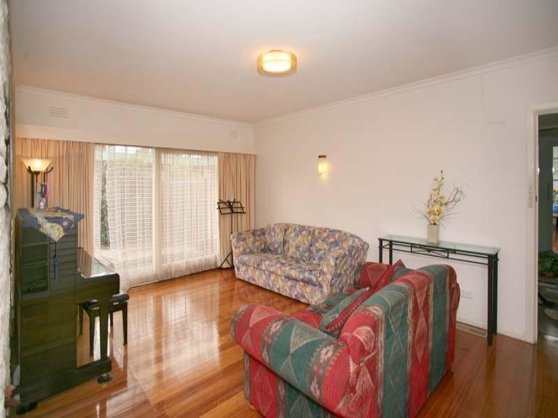 20 Gareth Drive, Burwood East VIC 3151