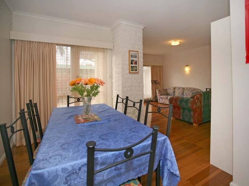 20 Gareth Drive, Burwood East VIC 3151