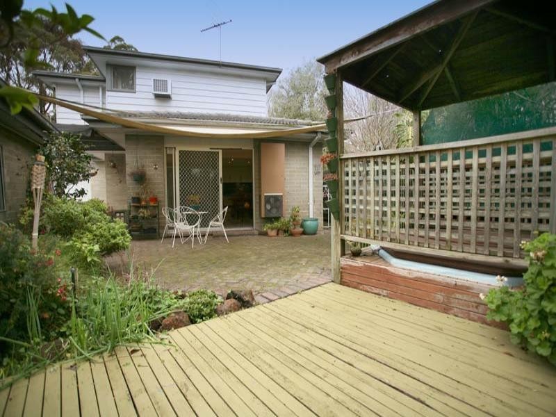 20 Gareth Drive, Burwood East VIC 3151