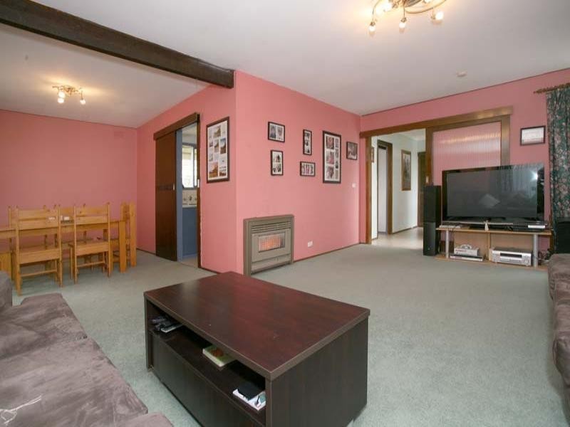 12 Withers Avenue, Mulgrave VIC 3170