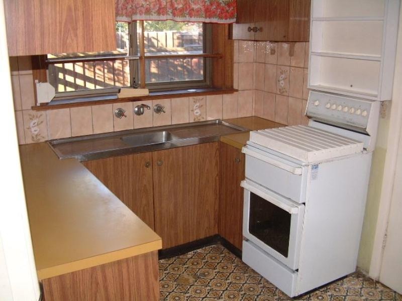 10 Kalimna Avenue, Mulgrave VIC 3170