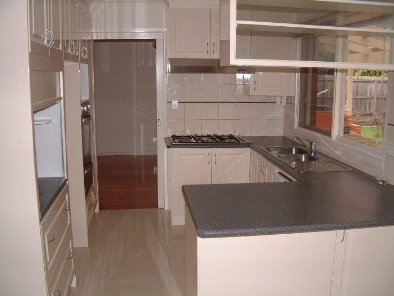 12 Appletree Drive, Glen Waverley VIC 3150