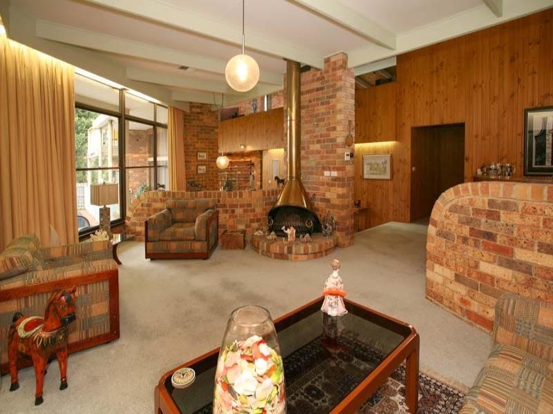 2 Delfin Court, Glen Waverley VIC 3150