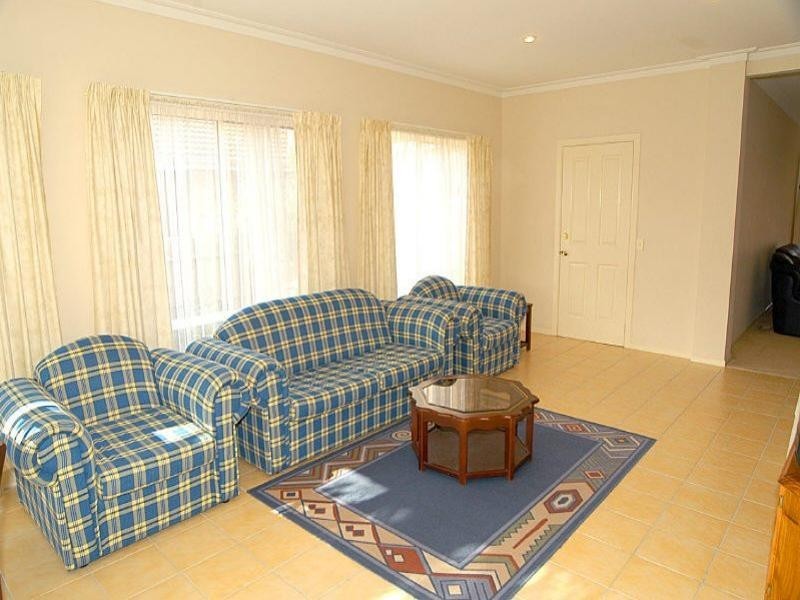 1A Ingram Avenue, Glen Waverley VIC 3150