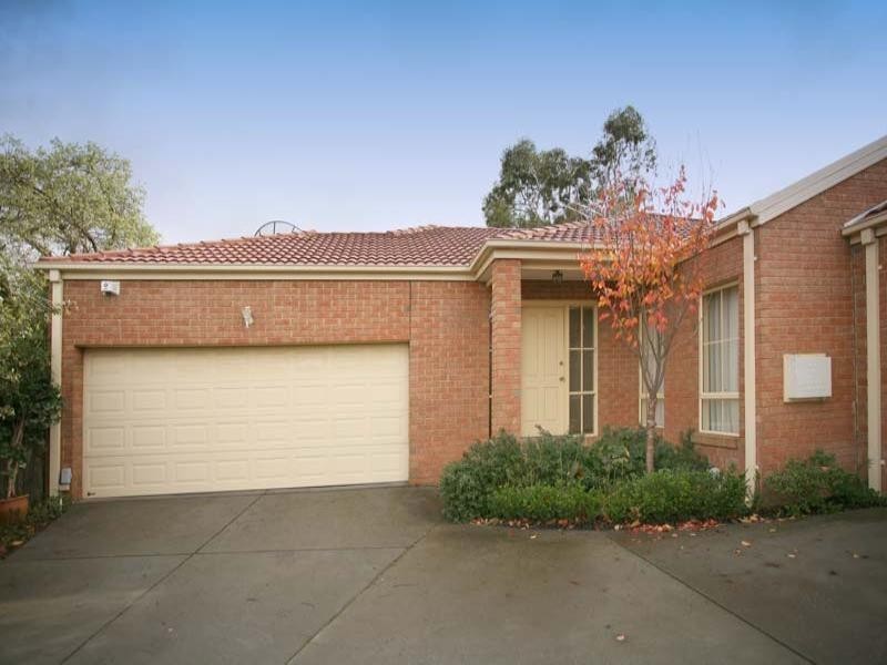 2/27 McKenna Road, Glen Waverley VIC 3150