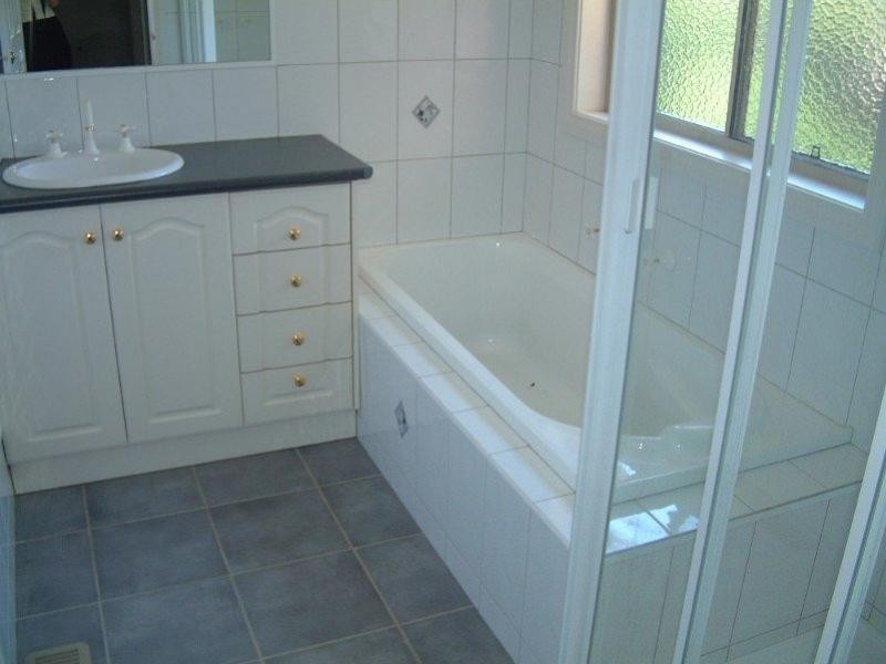 48 Chancellor Drive, Wheelers Hill VIC 3150