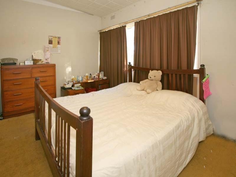 246 Lawrence Road, Mount Waverley VIC 3149