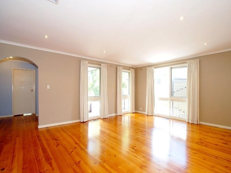 11 Oakbank Court, Wheelers Hill VIC 3150