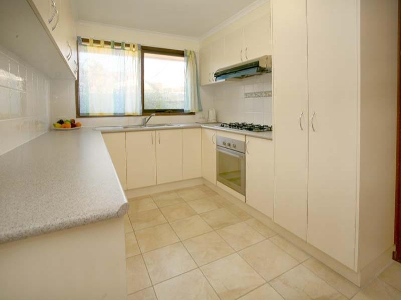 12 Melissa Grove, Vermont South VIC 3133