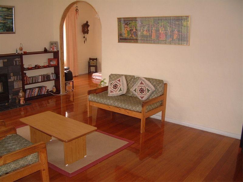 21 Diosma Drive, Glen Waverley VIC 3150