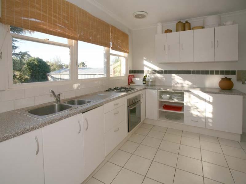 47 Bogong Avenue, Glen Waverley VIC 3150