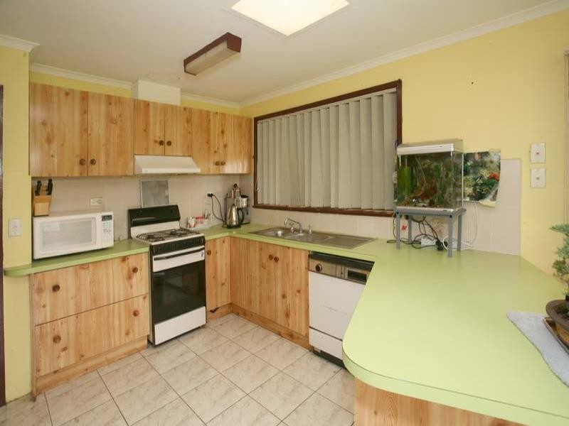 14 Madison Avenue, Dandenong North VIC 3175