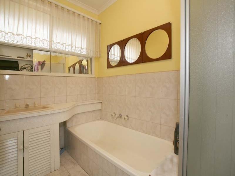 14 Madison Avenue, Dandenong North VIC 3175