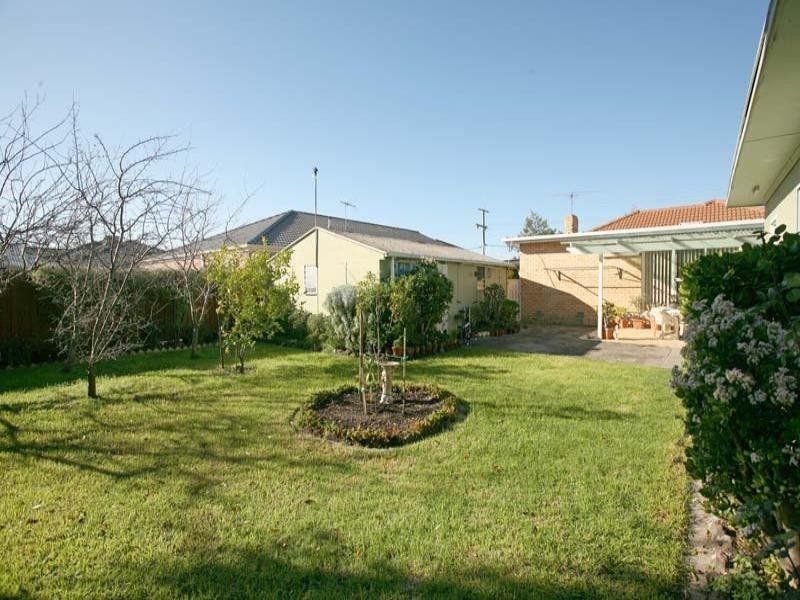 39 Hilton Street, Mount Waverley VIC 3149